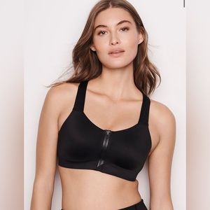 VSX Knockout Front-Close Sports Bra